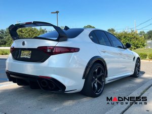 Alfa Romeo Giulia GTAm Style Rear Fenders Arch Set - Carbon Fiber